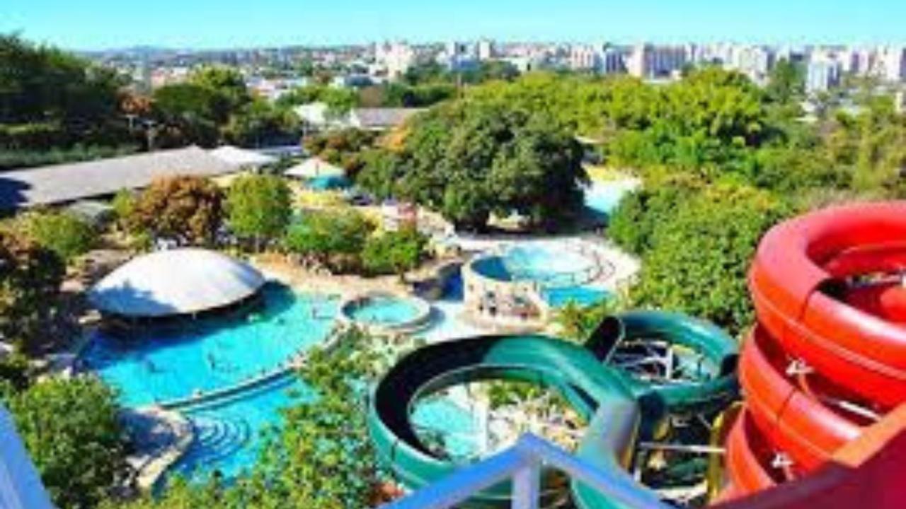 Hotel Piazza Di Roma Калдас-Новас Екстер'єр фото